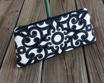 Black and Ecru Scroll Applique Wristlet