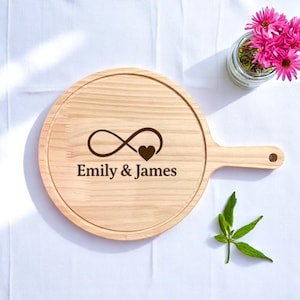 Handcrafted 34x25cm Round Wooden Cutting Board with Handle for Serving Pizza Bread Cheese BBQ Rustic Kitchen Chopping Tray