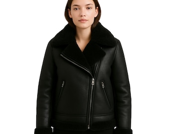 レディース ブラック フード付きレザージャケット（フェイクファー