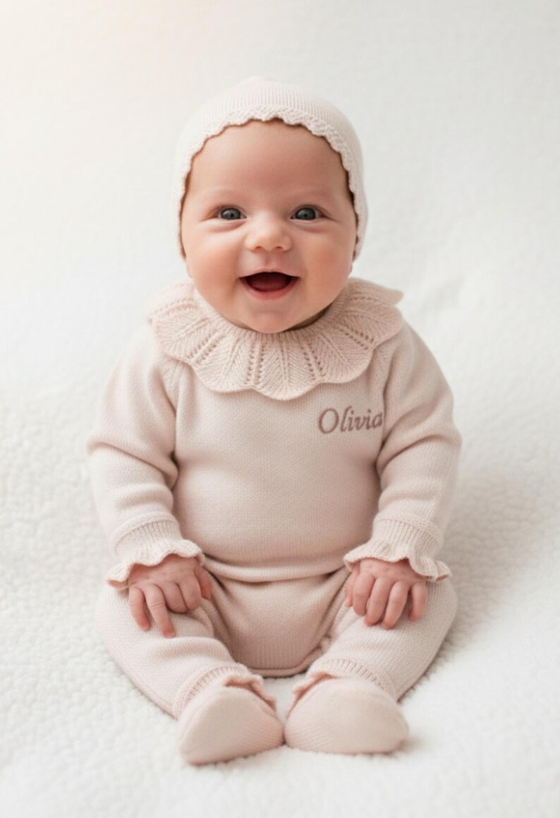 5 PC SET OF ROMPERS NEW BORN main image 0