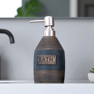 Handmade Ceramic Soap Dispenser – 400-450ml Modern Bathroom Accessory
