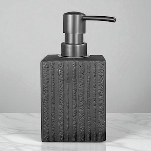 Handmade Poliresin Soap Dispenser – Modern Liquid Soap Pump – Durable Bathroom Accessory