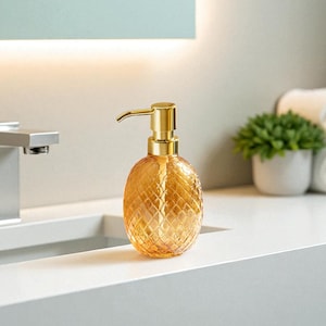 Handmade Glass Soap Dispenser – 8x8x16.5 cm – Soap Dispenser