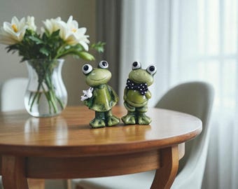Handmade Frog Figurine Set of 2 – Classic Design Plaster Decor – 11 cm