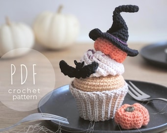 Patrón de crochet para cupcakes de Halloween en PDF: Decoración amigurumi de Halloween con sombrero de bruja y minicalabaza