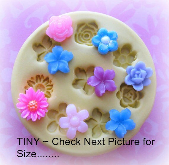 Tiny Flower Mold Flowers Cabochon DIY Fondant Mold Resin Clay Mould 