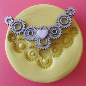 Heart Steampunk Gears Steampunk Mold Gothic Jewelry DIY Resin Clay Moulds Jewelry DIY Soap