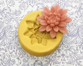 Lilly Mold Silicone Flower 1.25" Molds Fondant Chocolate Soap Resin Clay Molds Cabochon Molds