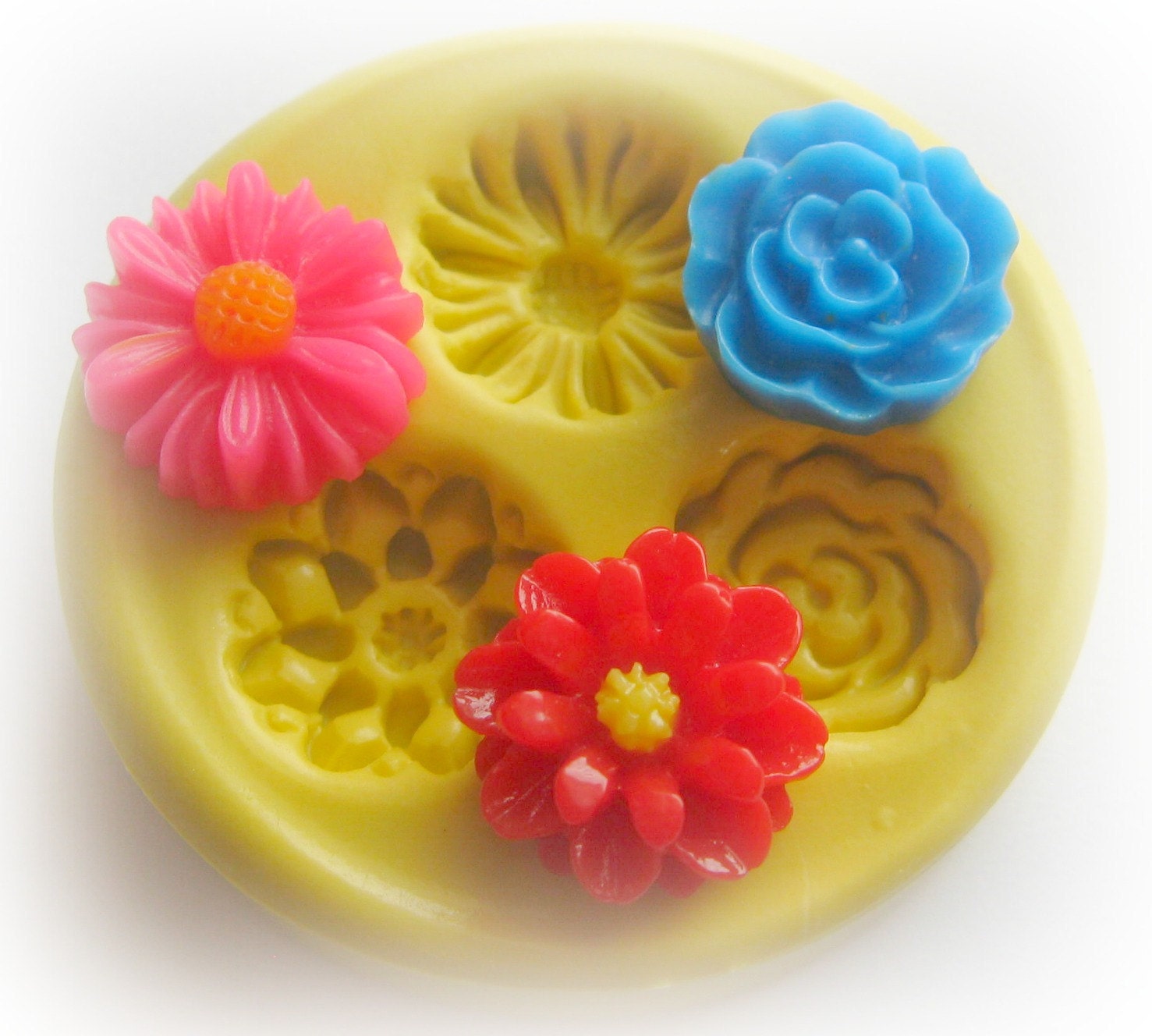 Small Lilly Molds Silicone Tiny Rose Mold 14mm Flower Molds Resin Cabochon  Moulds Fondant Chocolate Polymer Clay Resin 