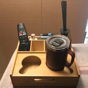 Couch Caddy,Bamboo Couch Cup Holder Tray with 6 to 7 Compartments, Sofa and Bed Organizer for Drinks