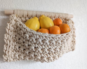 Wall Pocket Crochet Beige