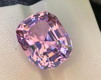 Natural Pink Kunzite Gemstone 26.00 Ct – Purplish Pink Faceted Loose Stone for Jewelry