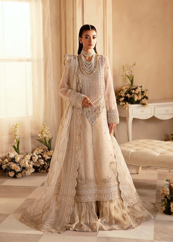 Pinterest Pakistani Bridesmaid Outfits Off White Sharara Suit Indian Dress Bridal Modern Bridesmaid Wedding Guest Reception Outfit Pakistani Clothes For Women Embroidered Pinterest Pakistani Bridesmaid Outfits Off White Sharara Suit Indian Dress Bridal Modern Bridesmaid Wedding Guest Reception Outfit Pakistani Clothes For Women Embroidered