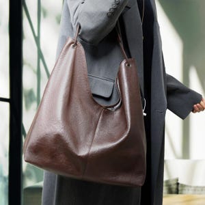 Große Einkaufstasche aus Rindsleder für Frauen - Weiche, lässige Schultertasche, Premium-Geldbeutel aus echtem Leder, übergroßes Geschenk für die Arbeit