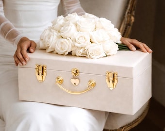 Personalized Wedding Keepsake Chest, Luxury Leather Bridal Memory Trunk, Elegant Heirloom Gift for Bride, Timeless Wedding Box, Wedding Gift