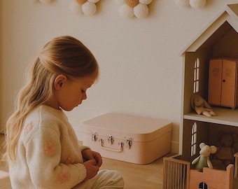 Neutral Plush Daisy Garland: Baby Girl Nursery Decor, Flower Garland