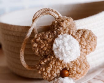 Teddy Daisy Paci Holder| Baby Shower Gift| Gift for Pregnant Friend| Baby Gift for 1 month,Baby Girl 1 s Toy| Special Gift from Godparents