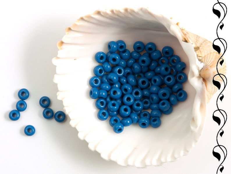 8/0 Czech Glass Seed Beads Preciosa 20g Blue image 1