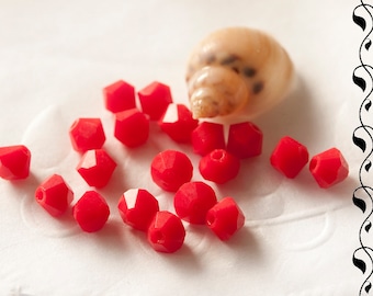 M.C. beads bicones 4 mm red opaque 30 pcs.