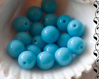 Czech Glass Round Beads 6mm Light/Sky Blue 20 pcs