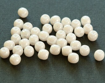 Czech Glass Round Beads 4 mm White Luster, Pearl 50 pcs