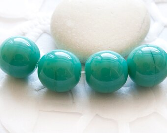 Czech Glass Round Beads 8 mm turquoise 10 pcs