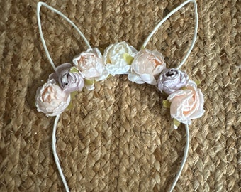 Bunny ears headband, Easter headband. Lavender pink and white  frosted flower  headband, Ready to ship, Easter photo prop flower headband,
