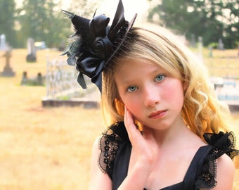 mini witch hat, black witch headband, halloween flower headband,  witch hat, photo prop, baby headband,glitter