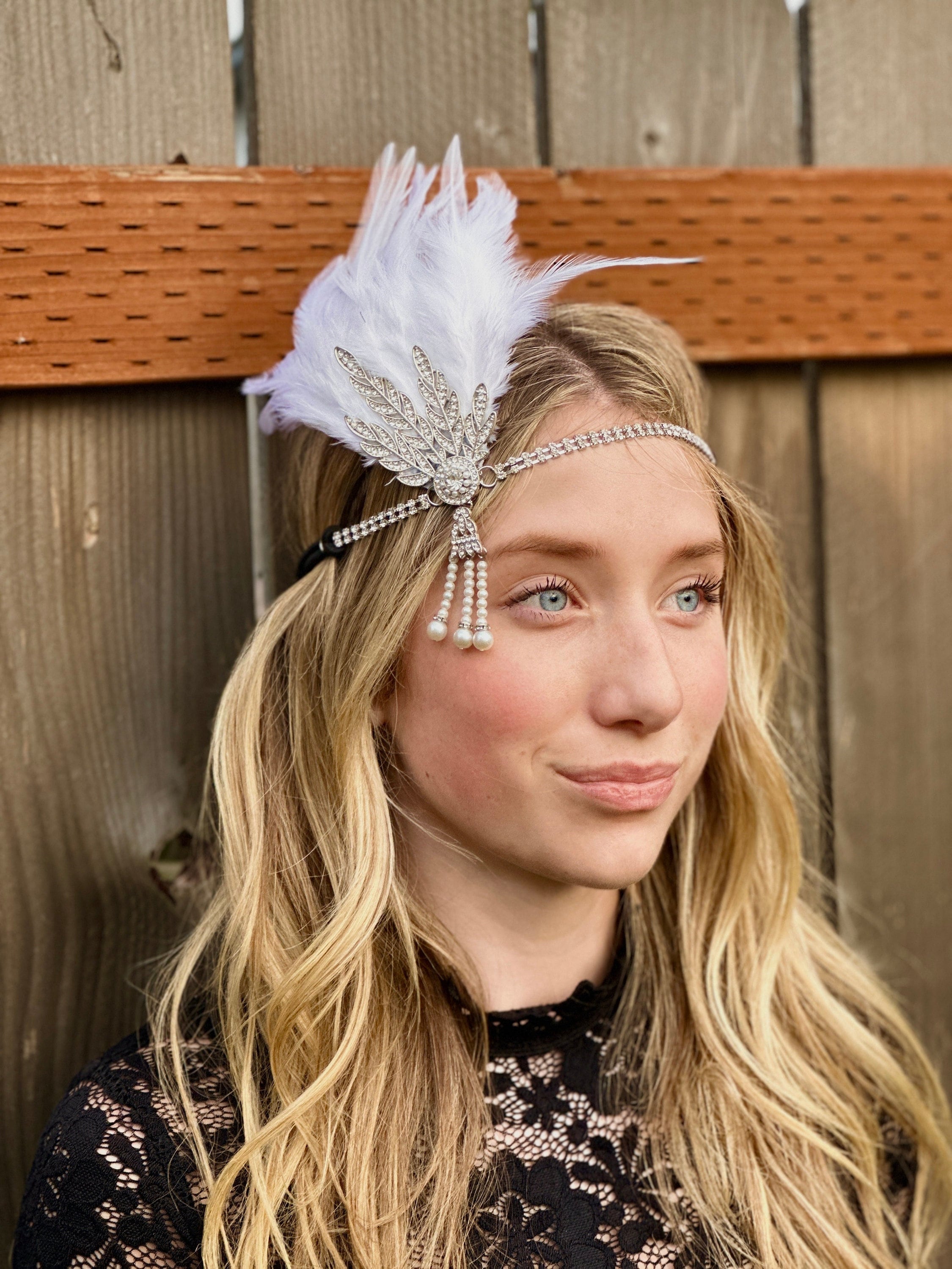 1920s Cream and Silver Retro Feather Rhinestone Headband 1920s Jazz Age Flapper Style Costume Accessories Set  main image 3
