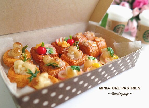 Miniature minifood Wagashi Taiyaki 1:8 scale Lati Yellow Pukifee Japanese tea time Pastry Party time