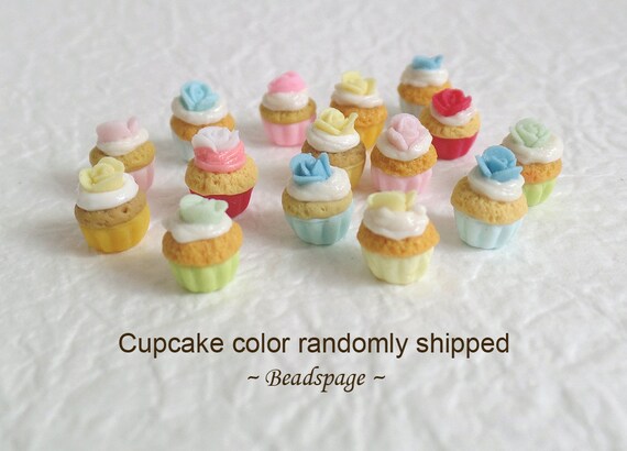 CUPCAKE SET for 3 Miniature for dollhouse with Sylvanian Families 1/12 size 