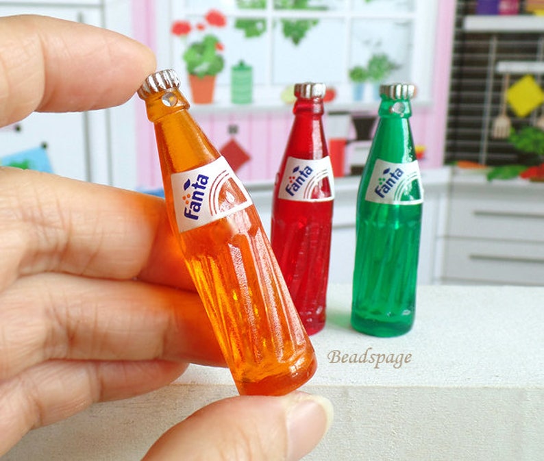 Miniature Drinks Beverage Soda, 1/6 scale ~ 1/4 scale (select size) for BJD Blythe MSD Dolls Fake Food, DIY Craft Food Jewelry 