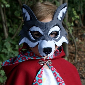 Wolf Mask PDF Pattern image 3