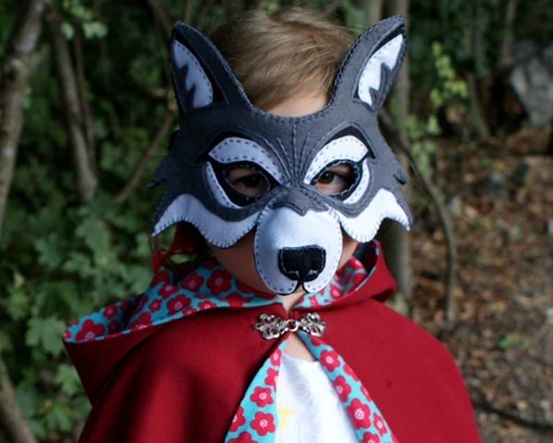 Wolf Mask PDF Pattern image 3