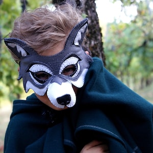 Wolf Mask PDF Pattern image 2