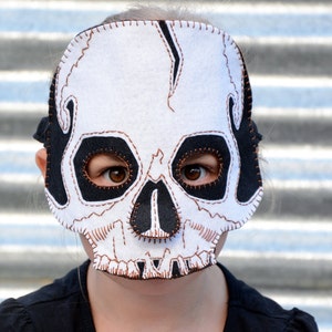 Skull Mask PDF Pattern image 3