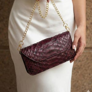 Genuine Python Leather Crossbody Bag – Burgundy Exotic Snakeskin Clutch with Gold Chain
