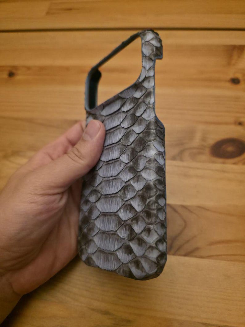Button Lamps Python Light Blue Glacier Python Leather iPhone 18 Pro Max Case: Exotic ...