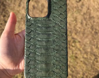 Handgefertigte Grüne Python Leder iPhone MagSafe Hülle: Exotic Snakeskin Cover