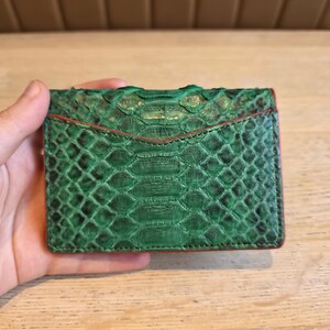 Tarjetero de piel de pitón auténtica - Tarjetero, minibilletera - Billetera fina minimalista exótica hecha a mano - Regalo para él/ella, idea de regalo de lujo