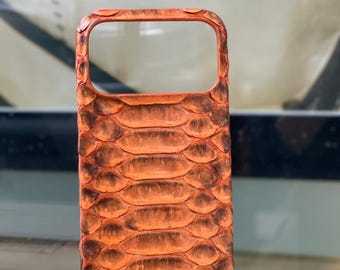 Handgemachte iPhone Hülle aus Orange Python Leder: Exotische Schlangenhaut Hülle