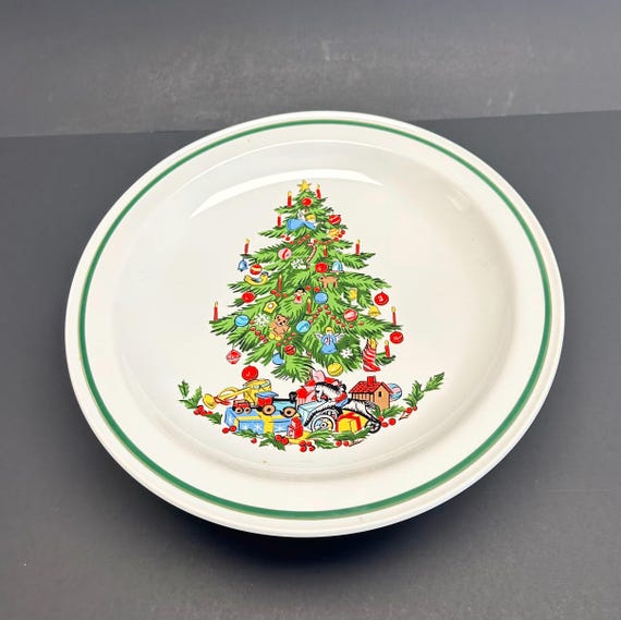 Noel by International 1985- Christmas Tree Cake Plate in IOB