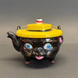 Vintage Norcrest Black Cat, Yellow Hat Tekanna, MCM Decor & Kitchen