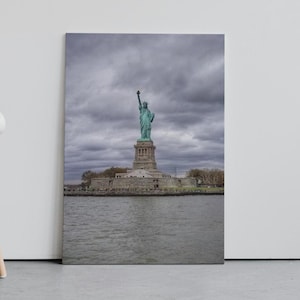 Statue of Liberty NYC Digital Download | Iconic New York Landmark Wall Art | Freedom Symbol Photography | NYC Travel Home Decor