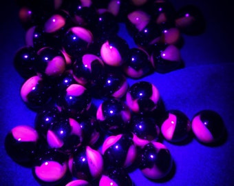 UV Glowing Set of 7 1970s Bumble Bee Cadmium Glass Marbles