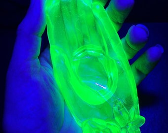 Rare Vintage Boyd Uranium Glass Hand and Flowers Ring, Coin, Trinket Dish - UV Black Light Reactive Green Uranium Vaseline Glows