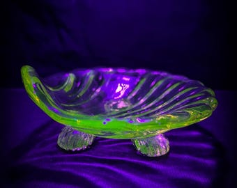 PICK ONE! 1980s Yellow Uranium Glass Shell Footed Trinket Tray Salt Cellar - 395 UV Black Light Reactive Glows - Yellow Glass Option