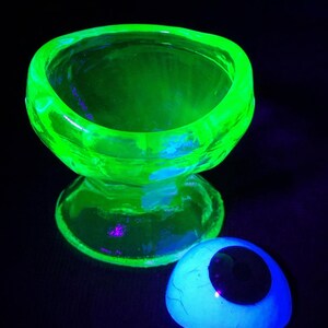 SALE Vintage Glowing Glass Eye Wash Cup UV Black Light Reactive Green Uranium Vaseline Glows image 7