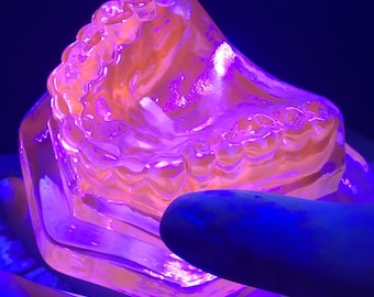 Blue Glass Human Teeth Mold UV Black Light Reactive Selenium for Uranium Collectors - 365 & 395 UV Reactive