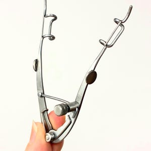 Eye Speculum - For Cosplay, Photo or Movie Prop, Oddity Collection, Halloween, Art One